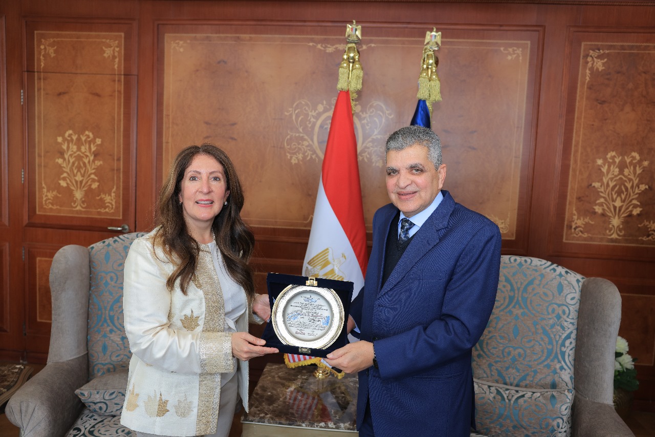 On Her First Official Visit to the Suez Canal Authority Adm. Rabiee discusses ways of cooperation with the US Ambassador to Cairo