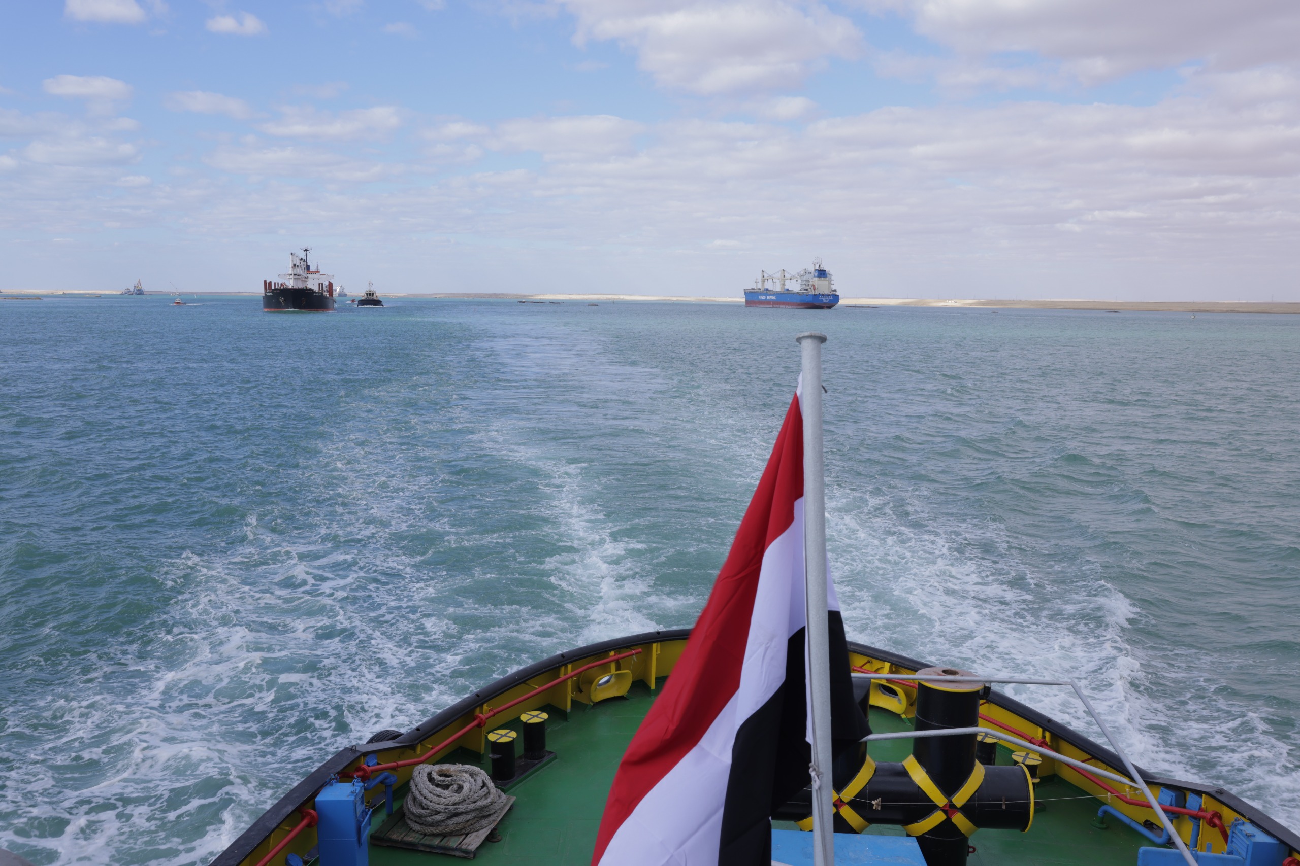 Adm. Rabiee: ” Success of the trial operation of the Suez Canal duplication in the Small Bitter Lakes by transiting two vessels in the new waterway “